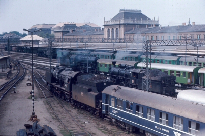 {short description of image}